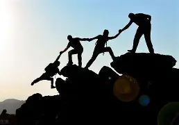 团结进取!队伍合作无间,向着胜利的方向努力前行(队伍 团结) 团结进取!队伍合作无间,向着胜利的方向努力前行(队伍 团结)