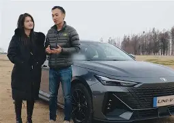 关于球场上的女英雄,用实力征服世界的信息 关于球场上的女英雄,用实力征服世界的信息